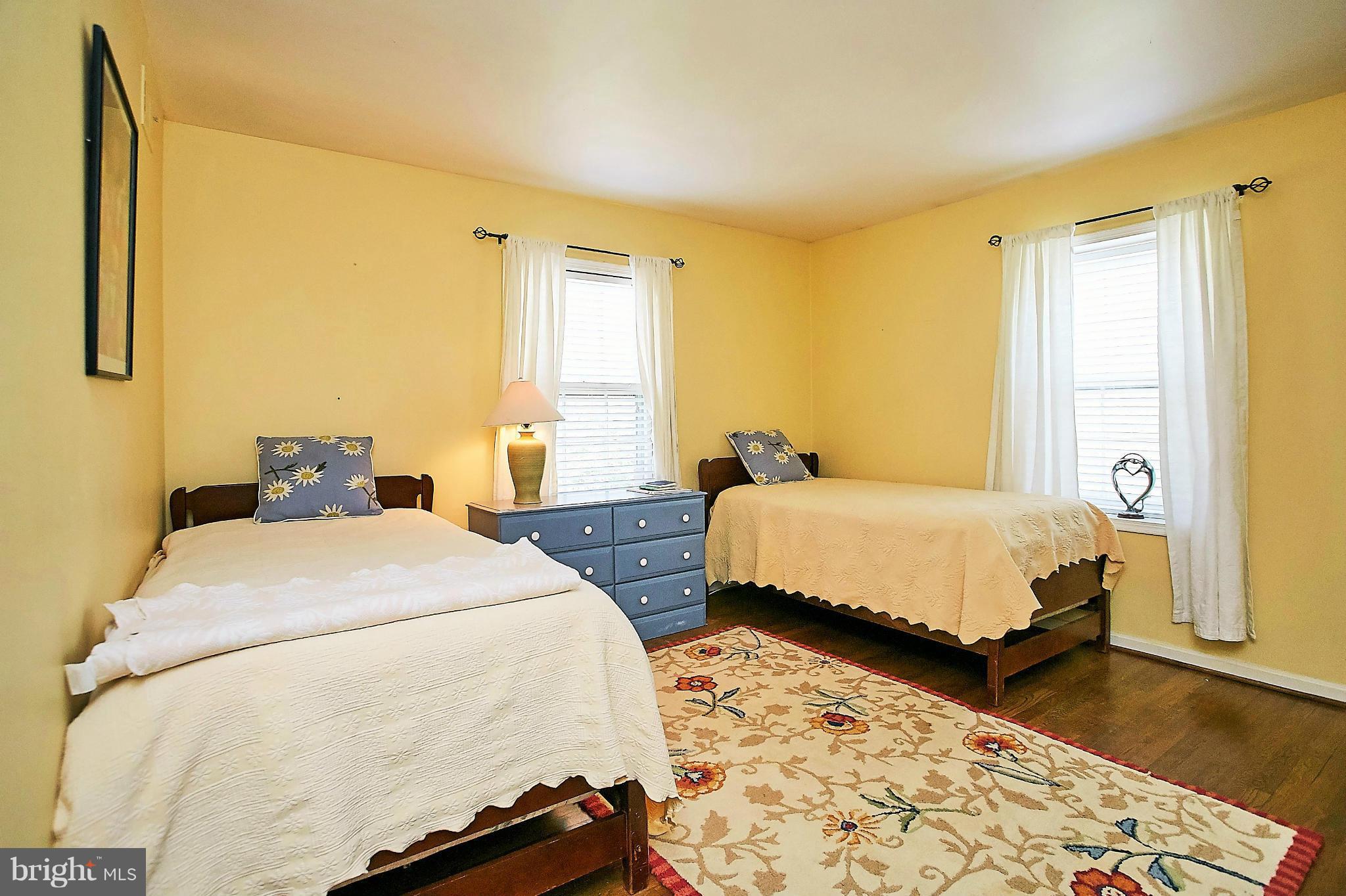 1201 Swinks Mill Road McLean, VA 22102 - Photo 15 of 29 Bedroom