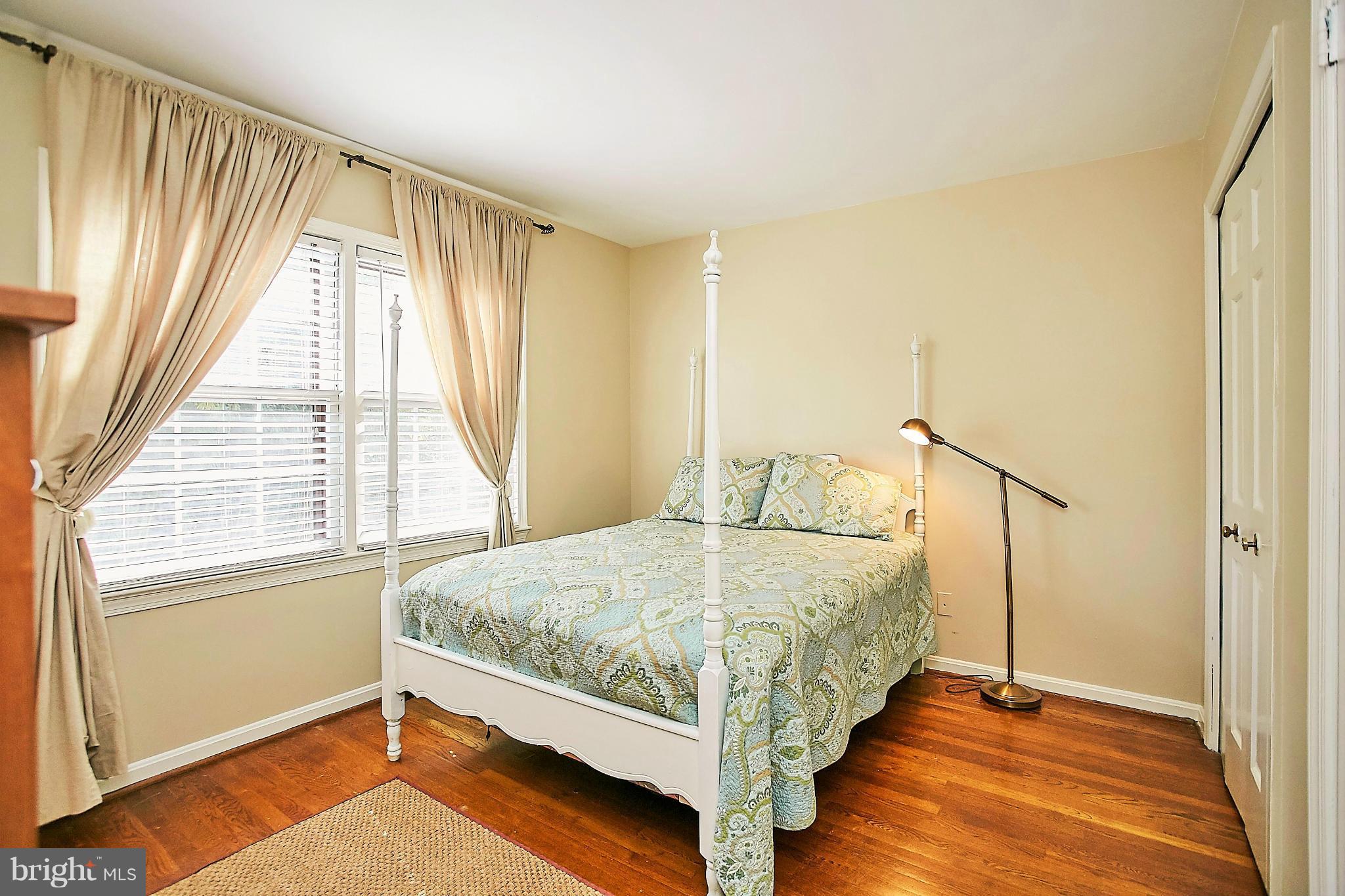 1201 Swinks Mill Road McLean, VA 22102 - Photo 17 of 29 Bedroom