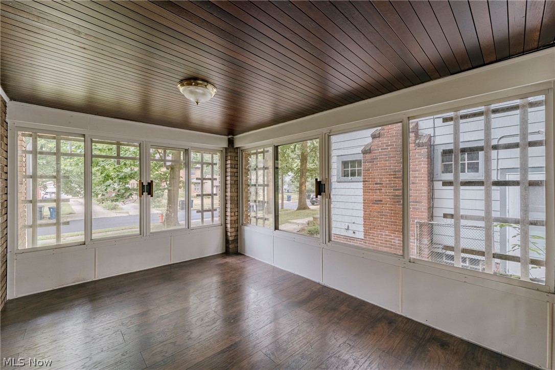 1660 Maple Road Cleveland Heights, OH 44121 - Photo 14 of 35 Gallery Image 14