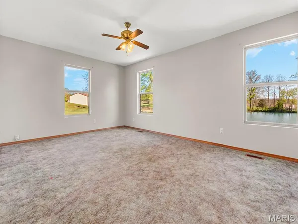 $379,000 | 5919 Rachel Drive, Waterloo, IL 62298