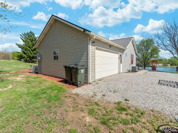 $379,000 | 5919 Rachel Drive, Waterloo, IL 62298