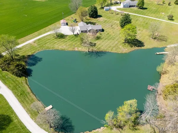 $379,000 | 5919 Rachel Drive, Waterloo, IL 62298