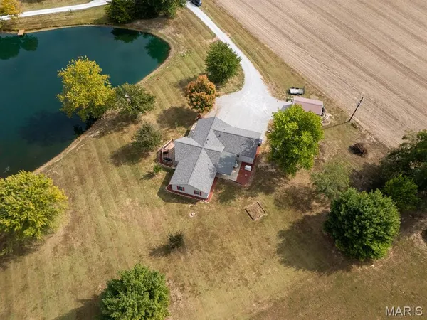 $379,000 | 5919 Rachel Drive, Waterloo, IL 62298