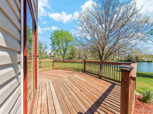 $379,000 | 5919 Rachel Drive, Waterloo, IL 62298