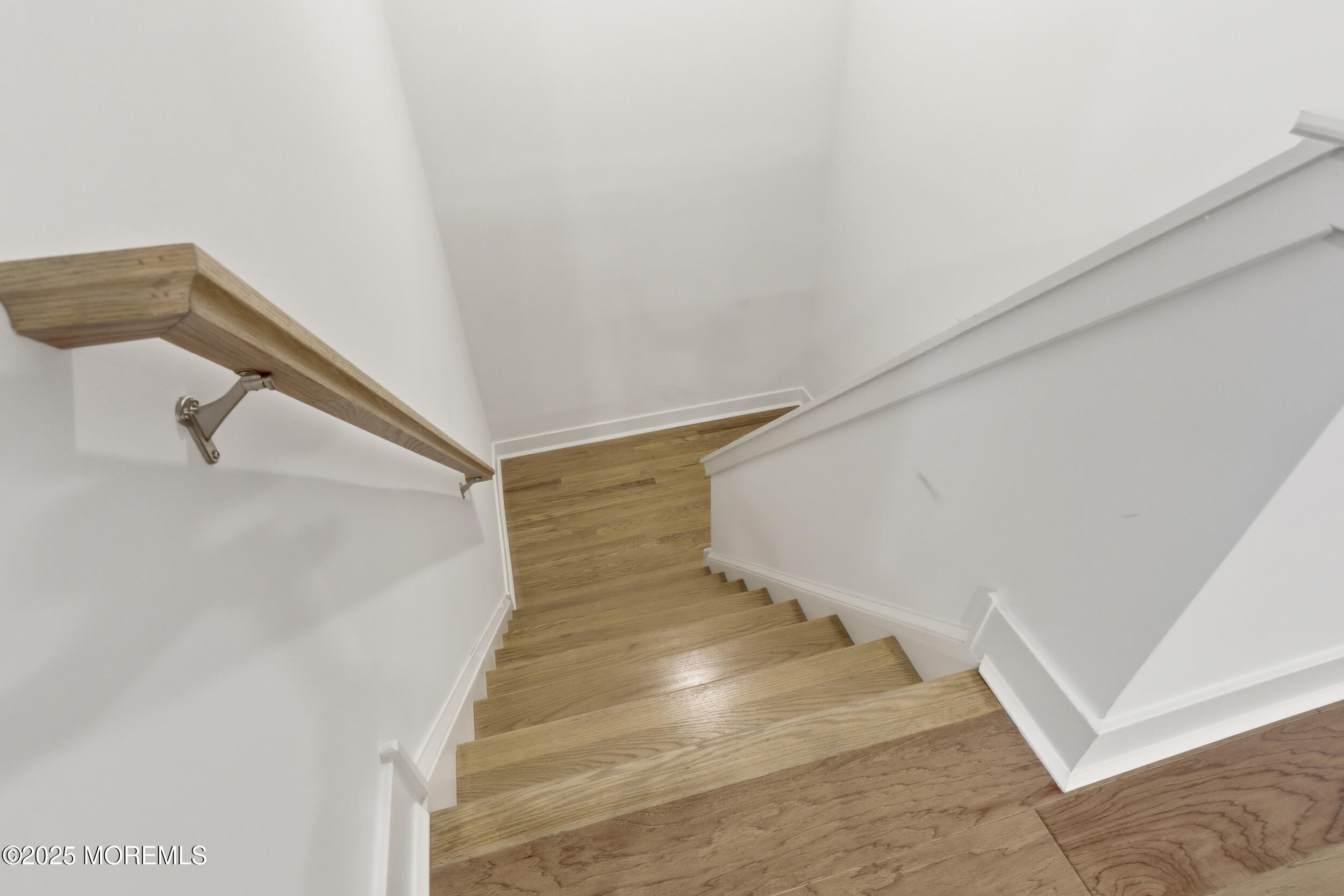 130 Woolley Court Oakhurst, NJ 07712 - Photo 14 of 34 a view of entryway