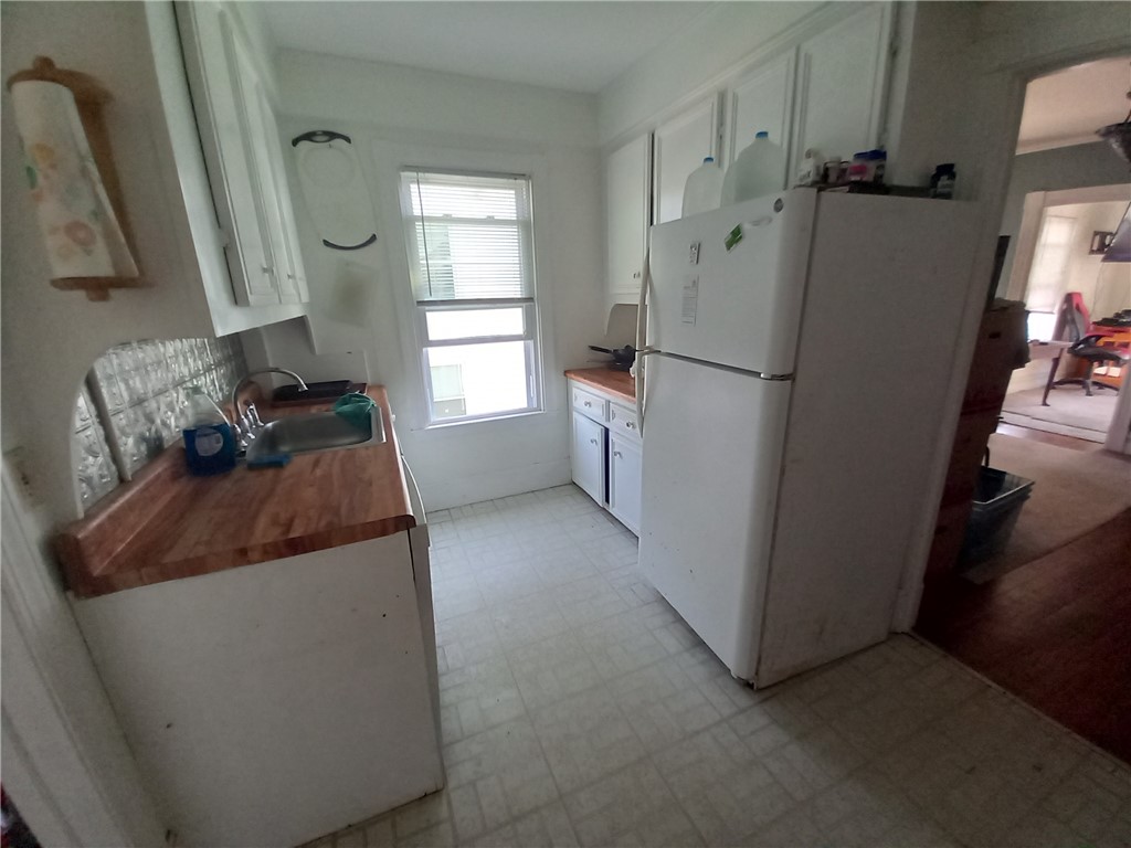 22 Spring Street Westerly, RI 02891 - Photo 9 of 19 Kitchen