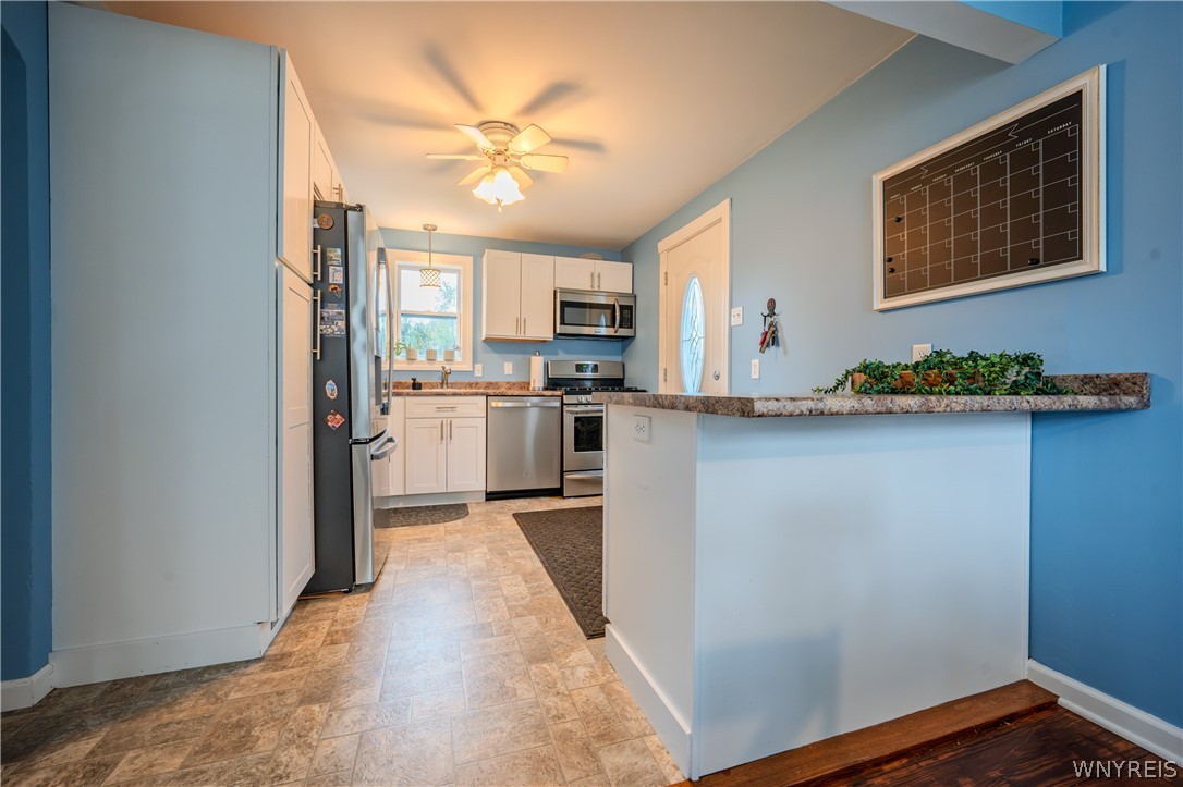 923 Center Road West Seneca, NY 14224 - Photo 7 of 31 Gallery Image 7