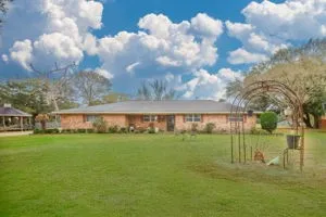 $449,000 | 15190 Highway 96, Kirbyville, TX 75956