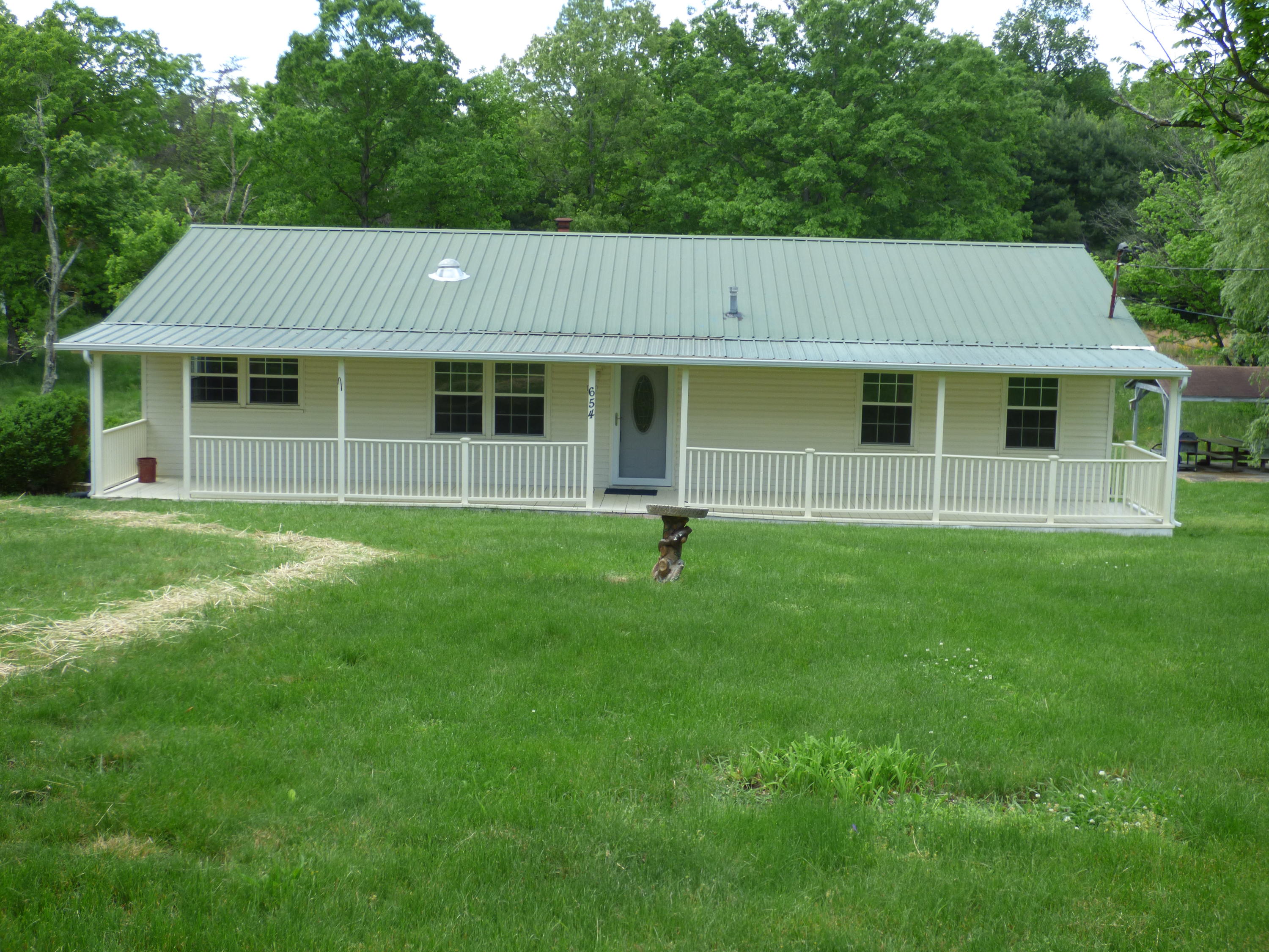 654 Dunbar Road Crossville, TN 38572 - Photo 1 of 37 P1030273