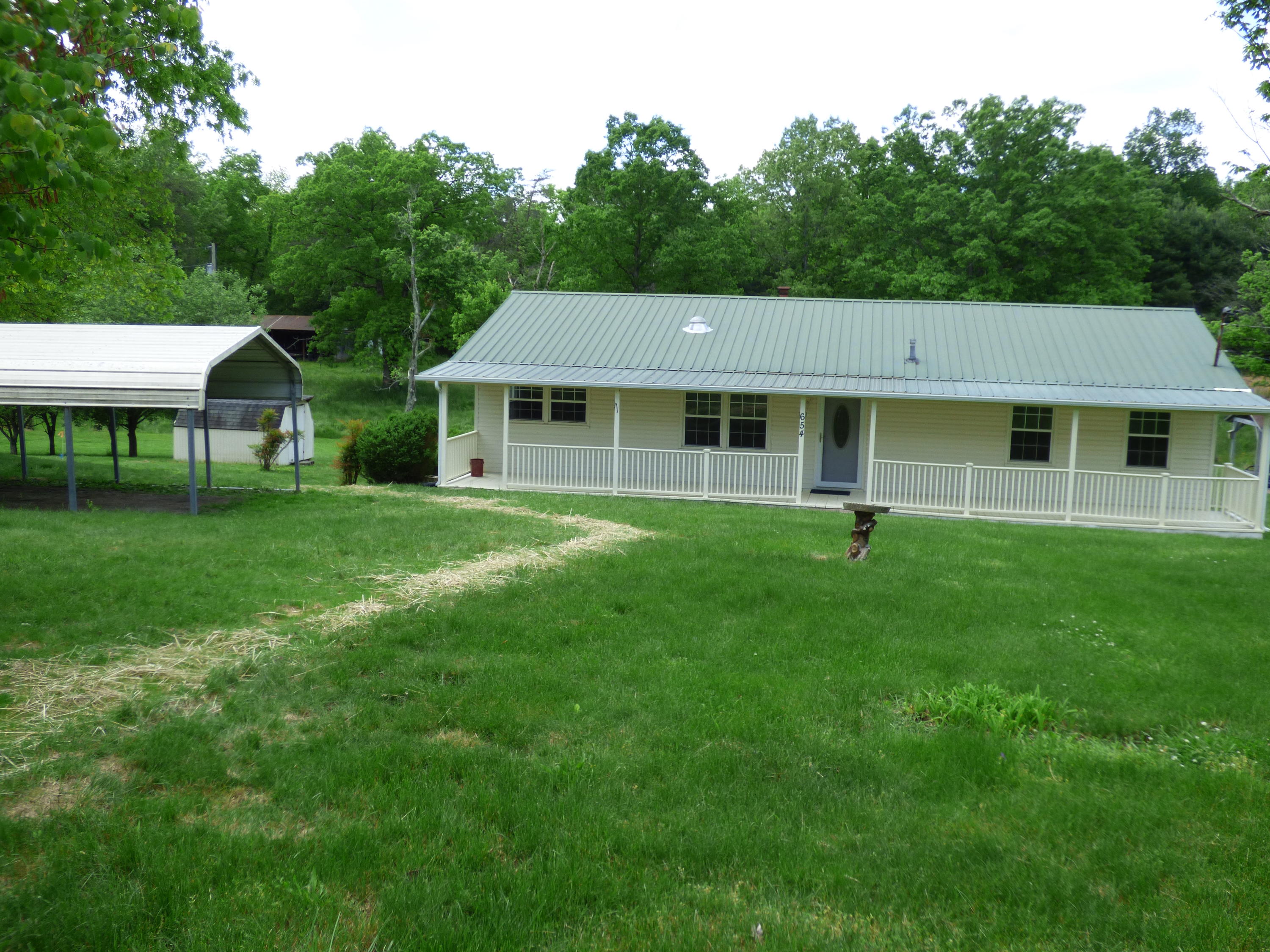 654 Dunbar Road Crossville, TN 38572 - Photo 2 of 37 P1030274