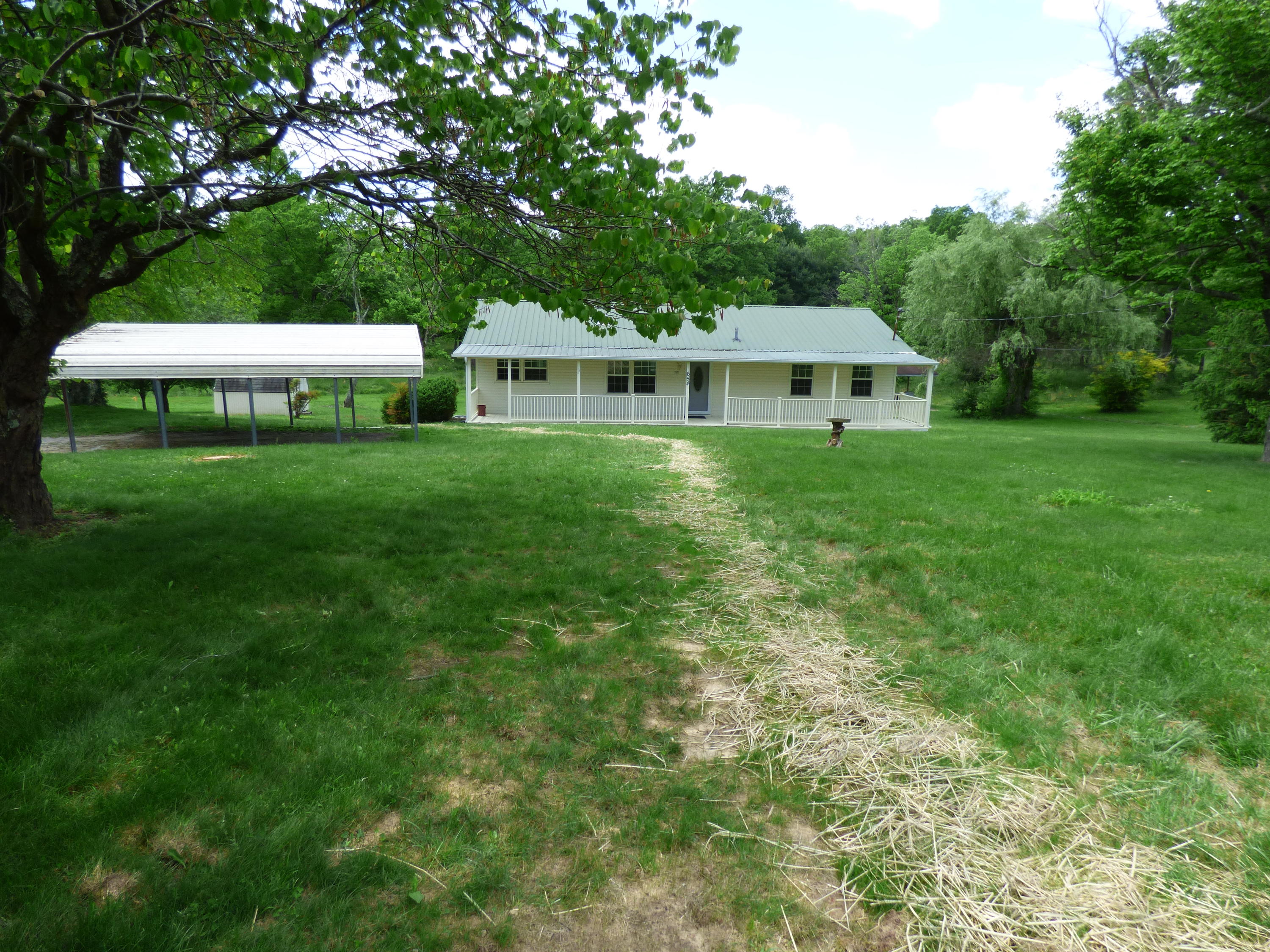654 Dunbar Road Crossville, TN 38572 - Photo 3 of 37 P1030270