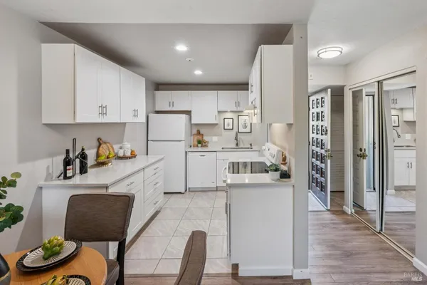 $399,000 | 1453 Neotomas Avenue, Unit 304, Santa Rosa, CA 95405