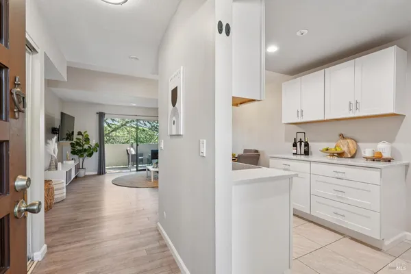 $399,000 | 1453 Neotomas Avenue, Unit 304, Santa Rosa, CA 95405