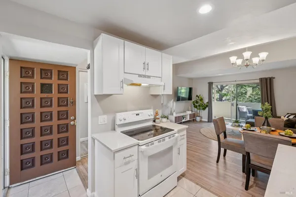 $399,000 | 1453 Neotomas Avenue, Unit 304, Santa Rosa, CA 95405