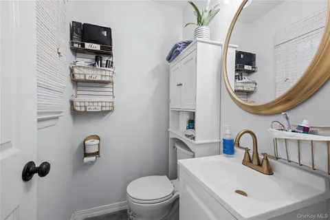 $649,990 | 30 Marbeth Circle, Miller Place, NY 11764