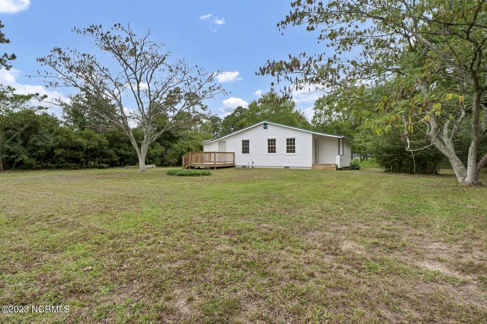 477 Parkertown Road Hubert, NC 28539 - Photo 3 of 26 P1333169 (Large)