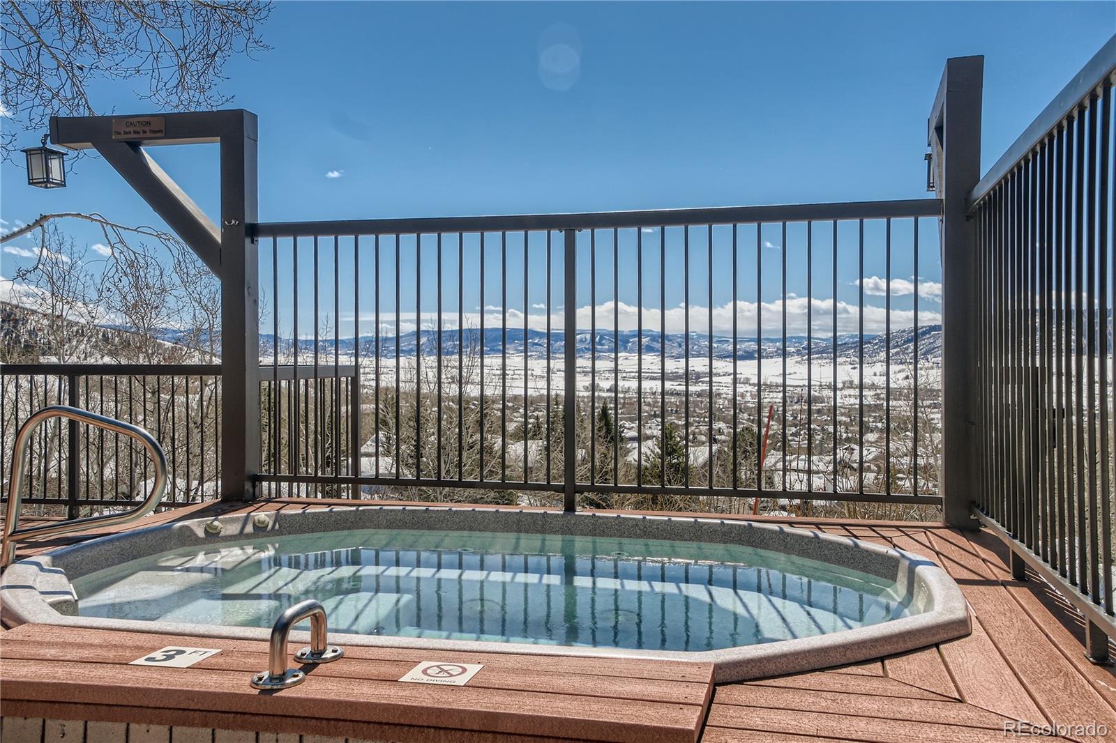2626 Longthong Road, Unit 201 Steamboat Springs, CO 80487 - Photo 5 of 26 Gallery Image 5