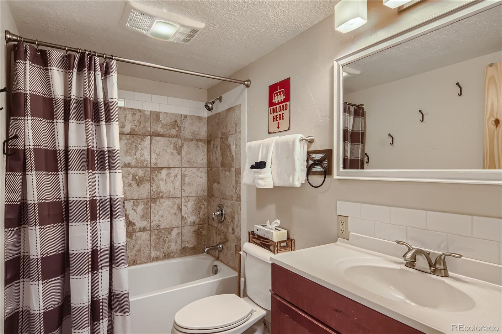 2626 Longthong Road, Unit 201 Steamboat Springs, CO 80487 - Photo 8 of 26 Gallery Image 8