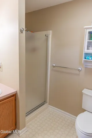 $419,900 | 307 Debbie Drive, Rotterdam, NY 12306