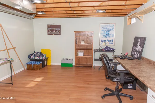 $419,900 | 307 Debbie Drive, Rotterdam, NY 12306