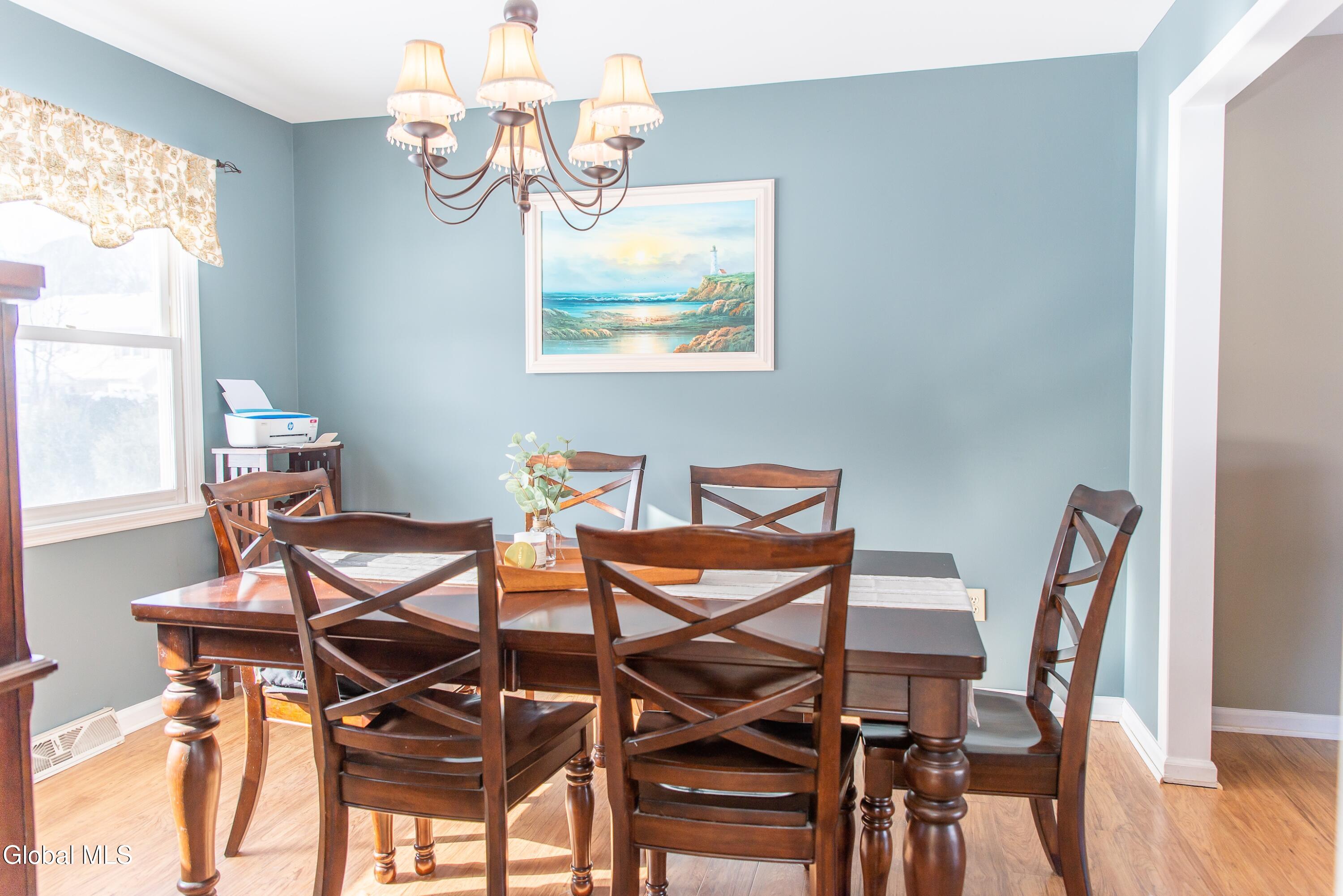 307 Debbie Drive Rotterdam, NY 12306 - Photo 6 of 36 _DSC8181