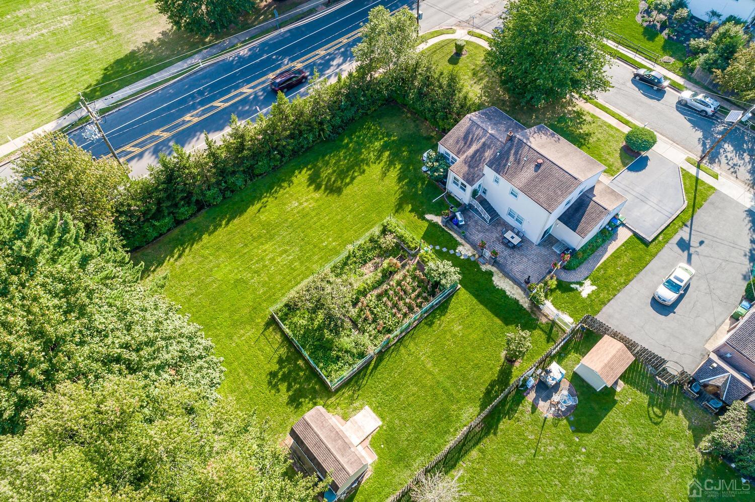 2 Julie Drive Edison, NJ 08820 - Photo 32 of 34 an aerial view of a residential houses with yard