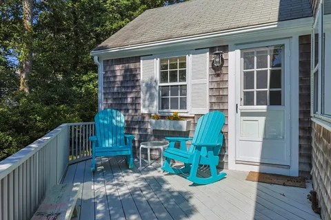 $1,495,000 | 200 Hardings Beach Road, Chatham, MA 02633