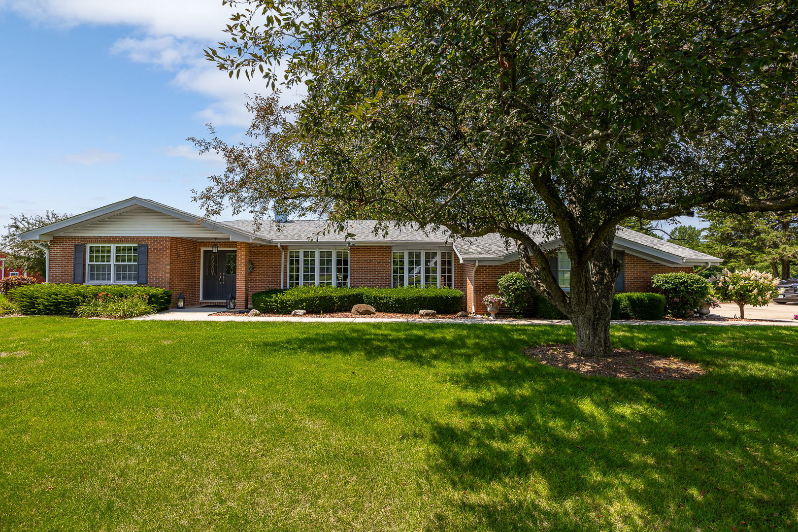 2259 A Bell Road Minooka, IL 60447 - Photo 2 of 34 Gallery Image 2