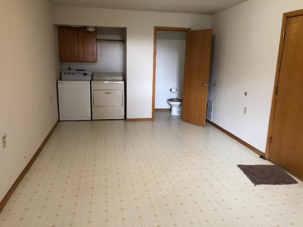 9084 Coker Road Salinas, CA 93907 - Photo 8 of 11 Gallery Image 8