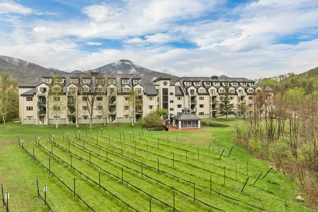 $315,000 | 48 Cooper Memorial Drive, Unit 112, Lincoln, NH 03251