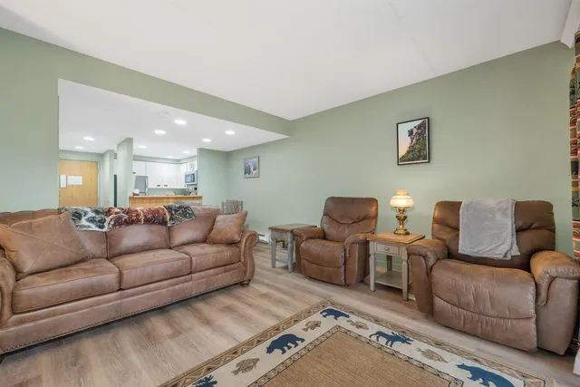 $315,000 | 48 Cooper Memorial Drive, Unit 112, Lincoln, NH 03251