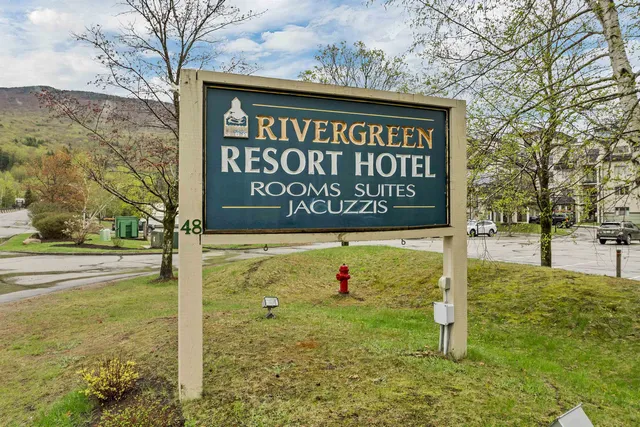 $315,000 | 48 Cooper Memorial Drive, Unit 112, Lincoln, NH 03251