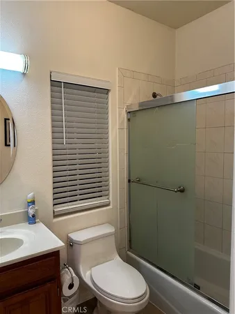 $5,990 | 300 Lampman Way, Placentia, CA 92870