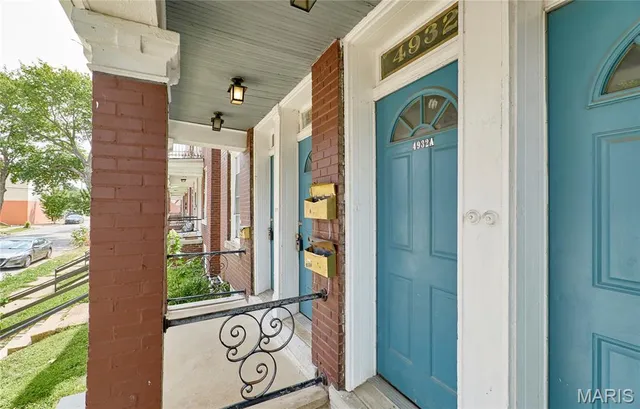 $749,995 | 4930 Wise Avenue, St. Louis, MO 63110