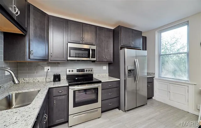 $749,995 | 4930 Wise Avenue, St. Louis, MO 63110