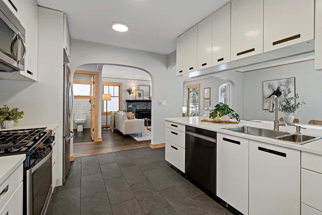 $625,000 | 1227 Eleanor Avenue, St. Paul, MN 55116