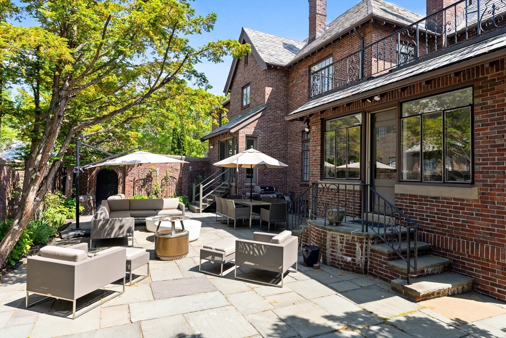 98 Carlton Street Brookline, MA 02446 - Photo 35 of 40