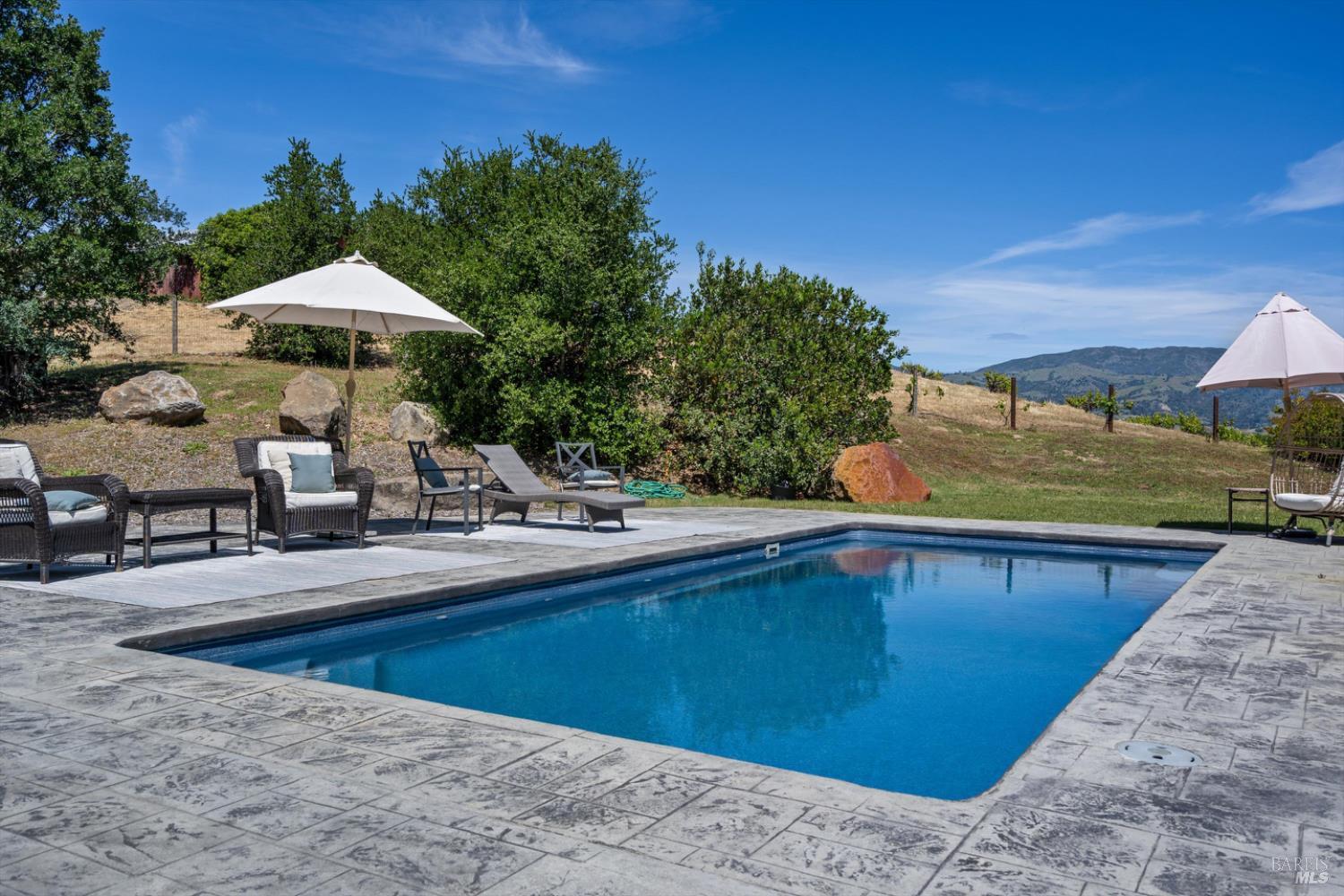 317 Alexander Valley Road Healdsburg, CA 95448 - Photo 4 of 51