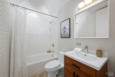 $2,395,000 | 410 Monte Vista Avenue, Mill Valley, CA 94941