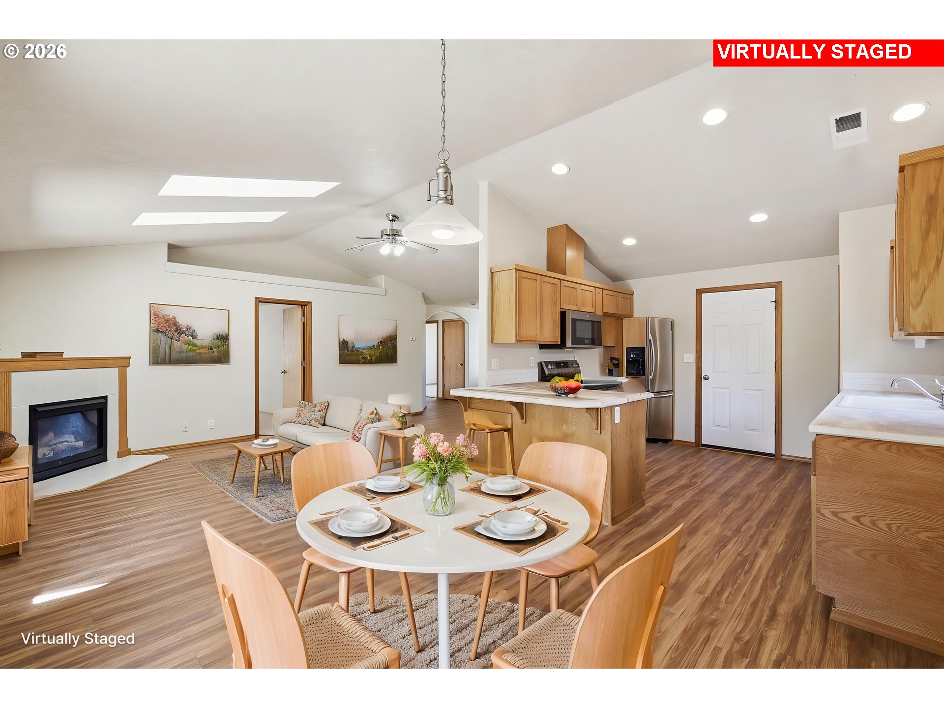 6578 Aaron Lane Springfield, OR 97478 - Photo 12 of 43 Kitchen/Dining Room