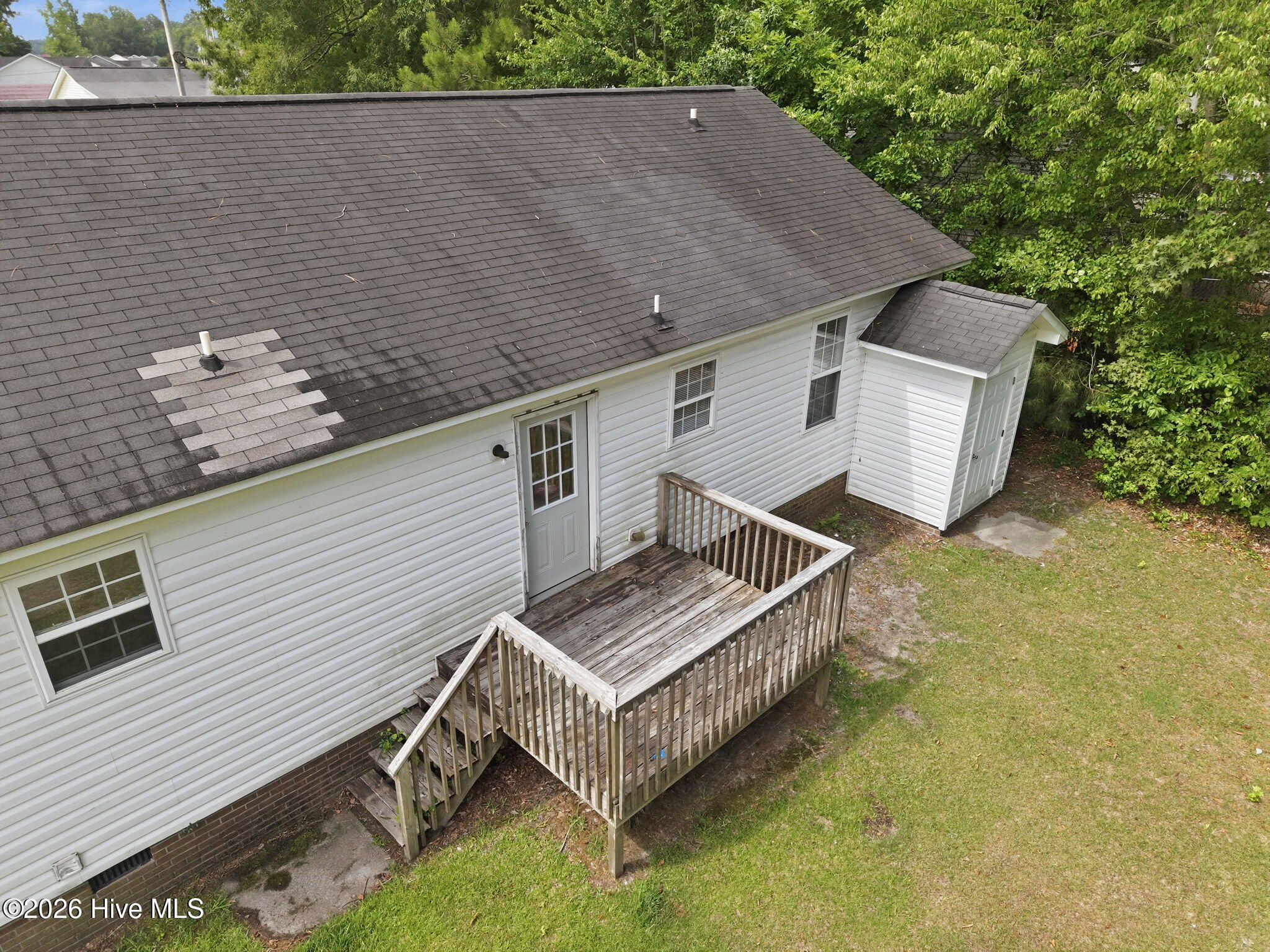 1402 Lockwood Road Kinston, NC 28501 - Photo 29 of 37