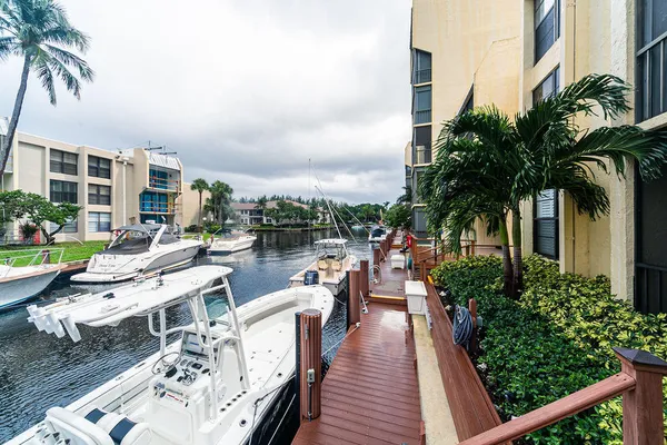 $3,300 | 6 Royal Palm Way, Unit 102, Boca Raton, FL 33432