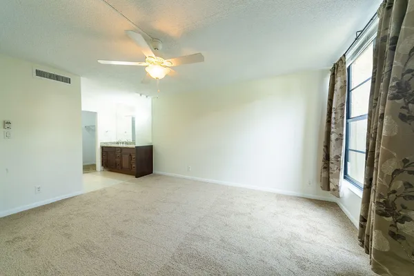 $3,300 | 6 Royal Palm Way, Unit 102, Boca Raton, FL 33432