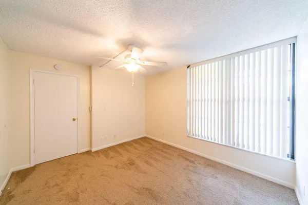 $3,300 | 6 Royal Palm Way, Unit 102, Boca Raton, FL 33432