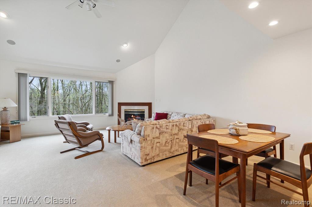 3084 Rivers Edge Drive Wayne, MI 48184 - Photo 5 of 59