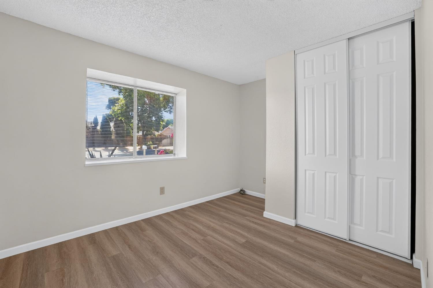 1437 Entrada Way Modesto, CA 95355 - Photo 34 of 51