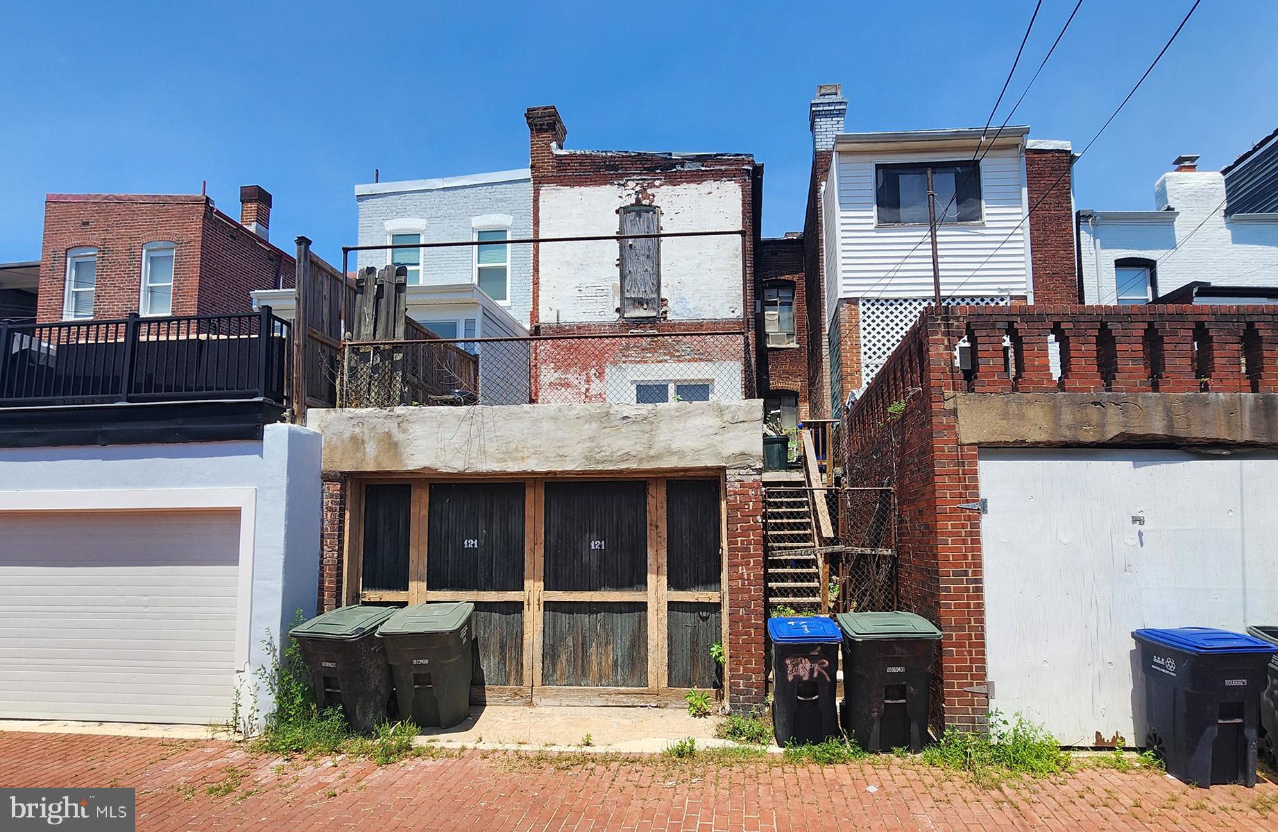 121 R Street Northeast Washington, DC 20002 - Photo 8 of 27