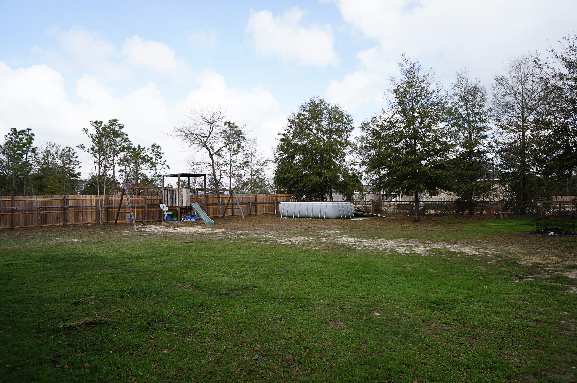 407 East Renoir Road DeFuniak Springs, FL 32433 - Photo 23 of 26 DSC02076