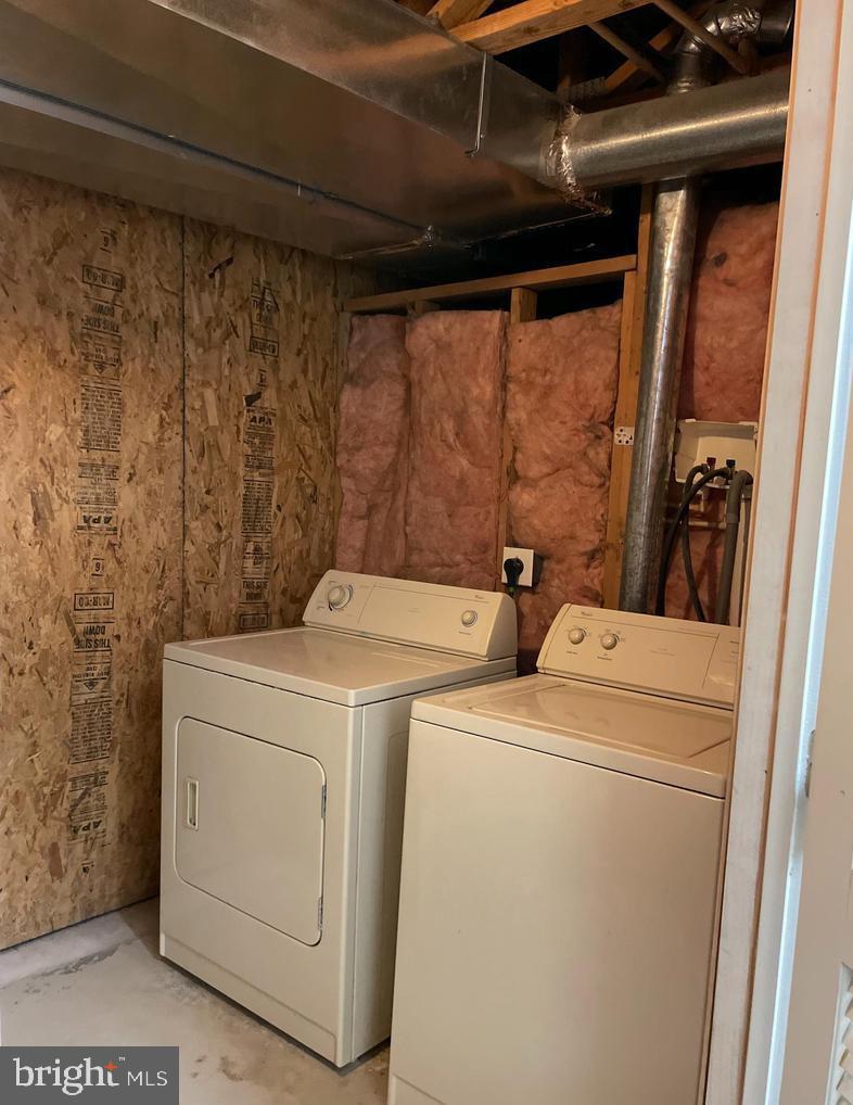 116 Couples Drive Newark, DE 19702 - Photo 15 of 16 Laundry