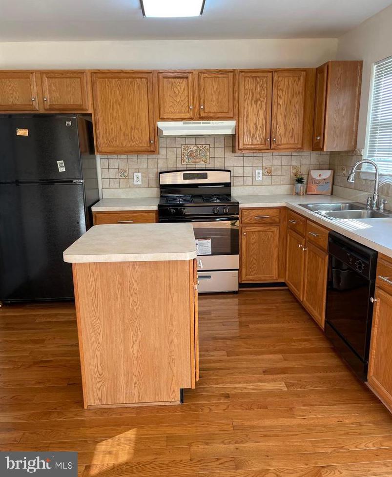 116 Couples Drive Newark, DE 19702 - Photo 6 of 16 Kitchen